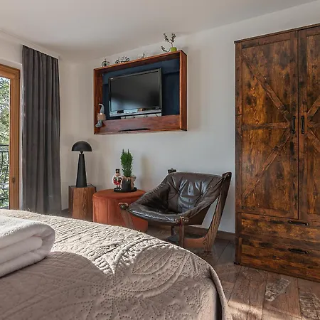 Apartment Baj Na Polnej - Bezplatny Parking, Widok Na Gory I Zewnetrzna Balia! Pyzowka